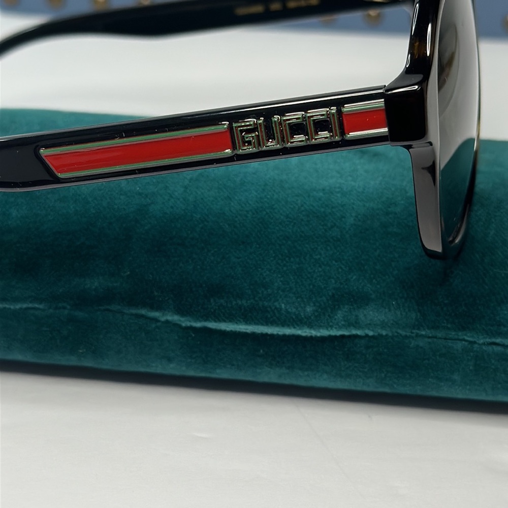 New Authentic GUCCI
Grey Green Pilot Men's Sunglasses GG0463S00358 - Picture 14 of 14